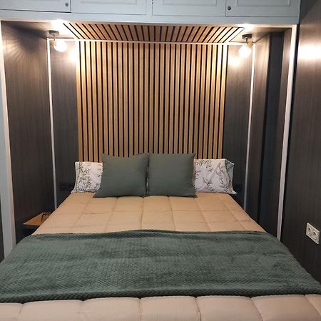 Apartamento E&R Malaga Centro- Parking Gratis Kültér fotó