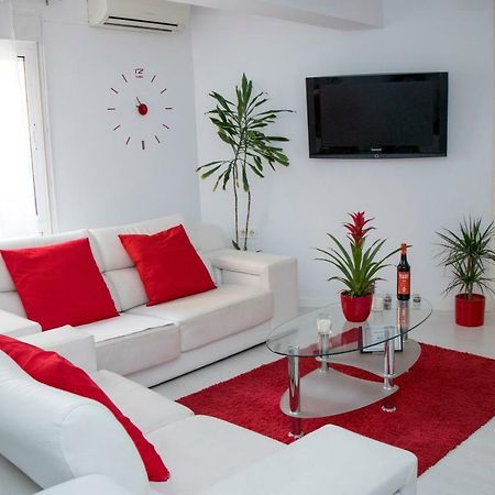 Apartamento E&R Malaga Centro- Parking Gratis Kültér fotó